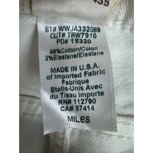True Religion Womens Relaxed White Miles Relaxed Shorts Size 26 NWT - Picture 7 of 16